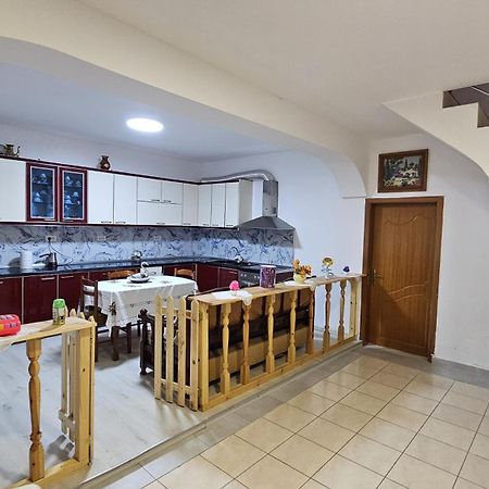 Maria Guest House Permet Exterior photo