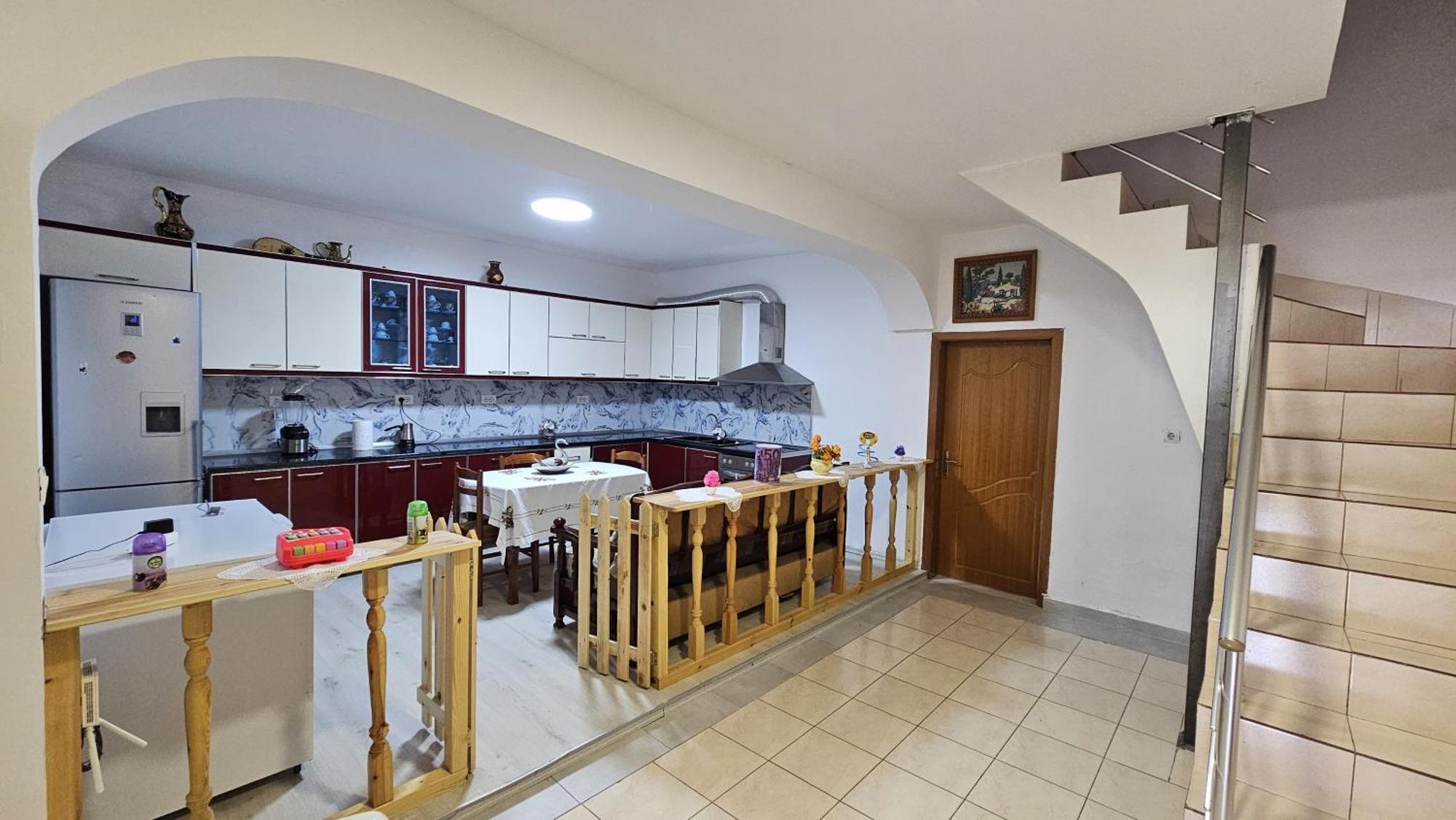 Maria Guest House Permet Exterior photo